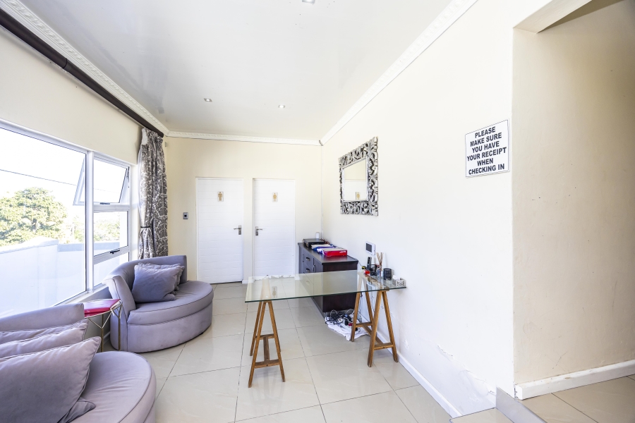 Commercial Property for Sale in Sunnyridge Eastern Cape
